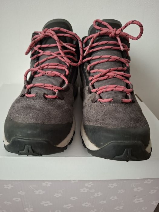 Bocanci mid impermeabili MH5 , piele, dama , gri , drumetii. Quechua