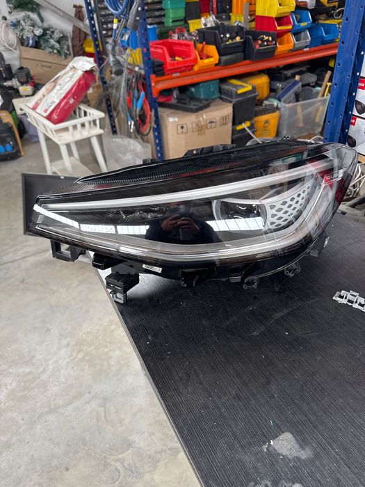 Фарове за Vollswagen id4 ляв и десен