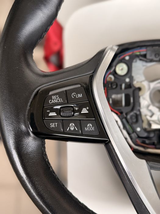 Volan Bmw G30 / G31 G32 G11 G12 ACC Traffic Jam Vibratii
