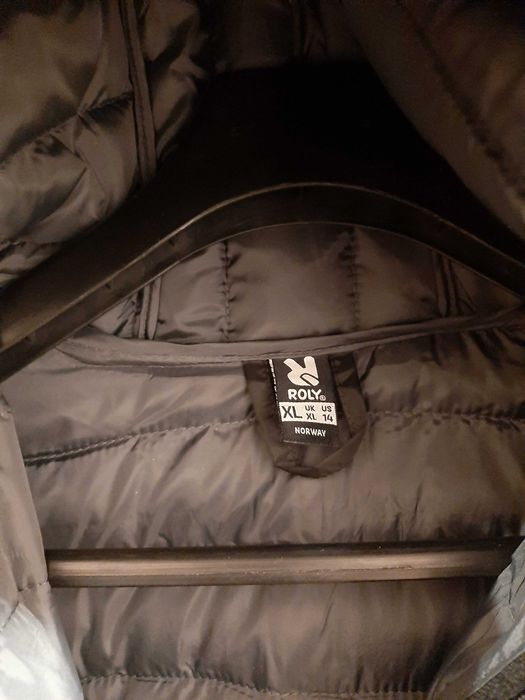 Яке с качулка на Милан