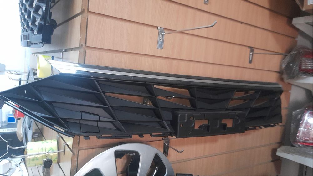 Hyundai Elantra решотка