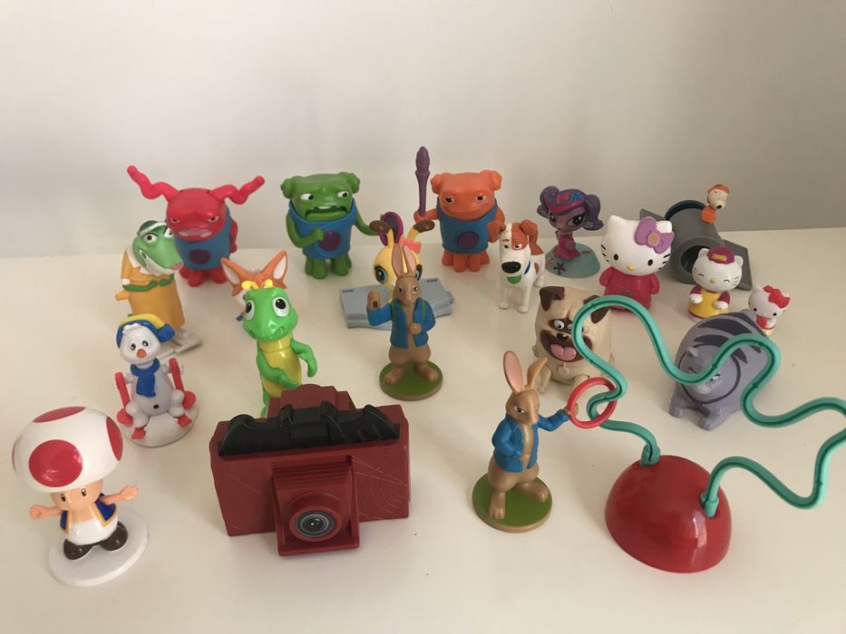 Lot jucarii mari Kinder & McDonalds