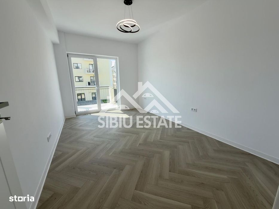Apartament la CHEIE, 3 camere, 2 parcari si 1 boxa