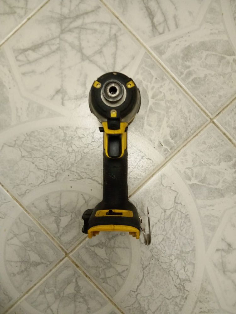 Безчетков Импакт Dewalt DCF 887 с три степени гр. Пловдив Каменица 1 ...
