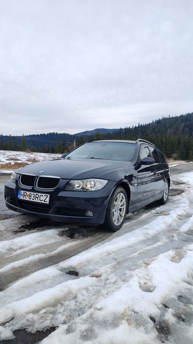 BMW 320d Touring, 163cp M47 – Monaco Blue - întreținut
