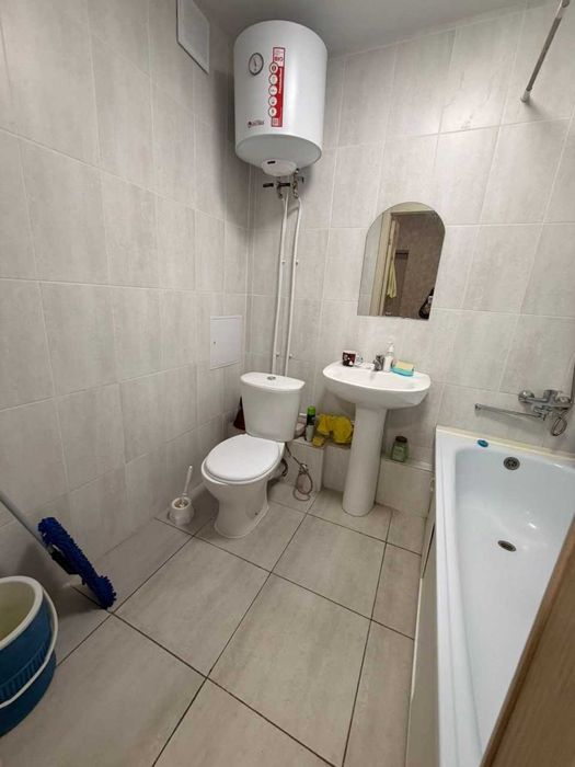 1к мкр-Берека 40м²