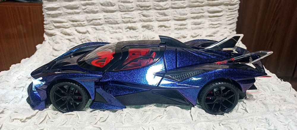 Метална кола Apollo Evo - 2021 г. Мащаб 1:18,