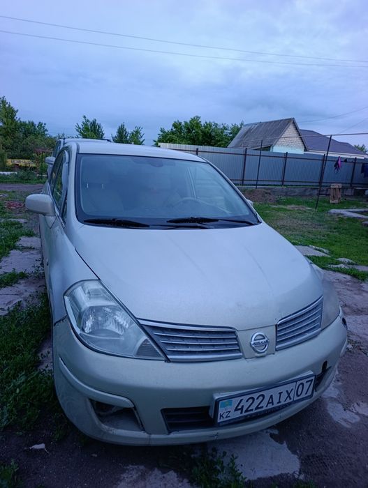 Продам Ниссан тиида