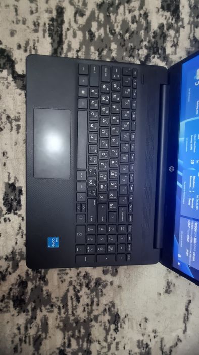 HP Laptop 15s-fq5000nia