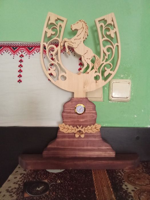 Сувенир от дърво рачна изработка