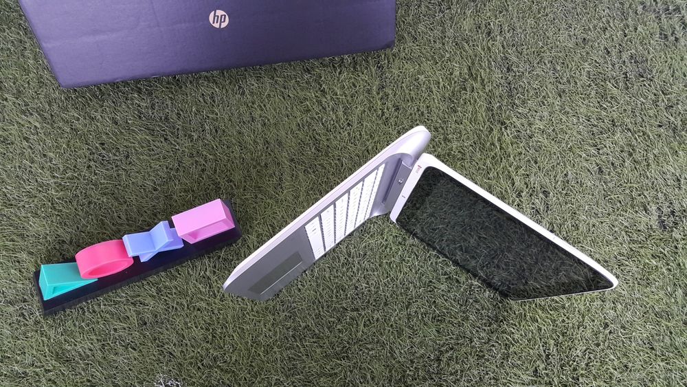 SUPER Notebook HP Transformers. { 2+1 }. ORIGINAL.