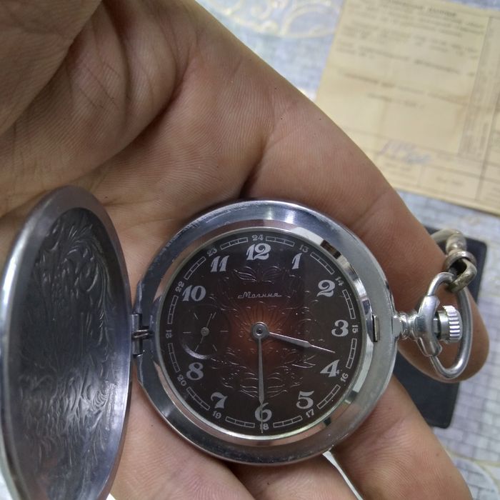 Продам часы новые рабочие Молния ссср