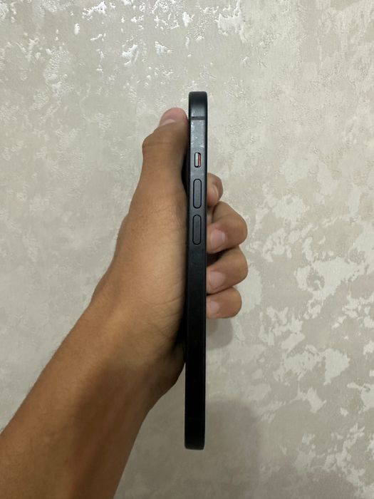 iPhone 15 , 128 GB / 85% акб
