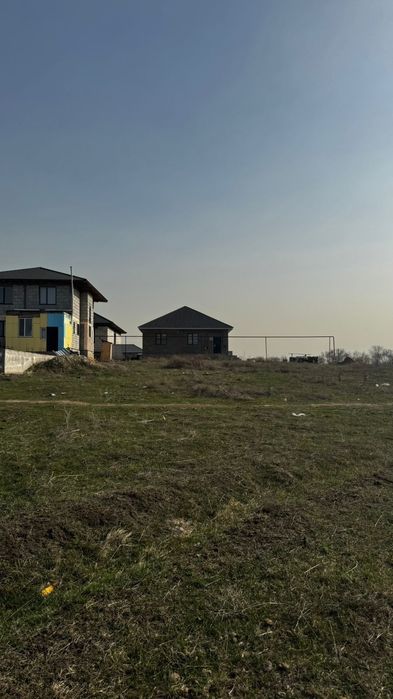 Продаю 2 участка земли