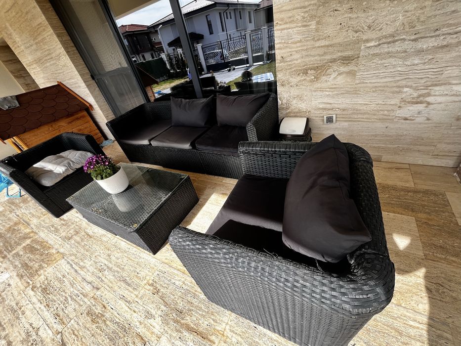 Градинска  мебел/ диван 5 места / със забележки