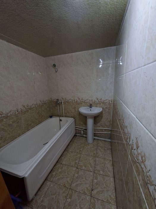 Сдаю Бывшее общежитие укиб тел килила