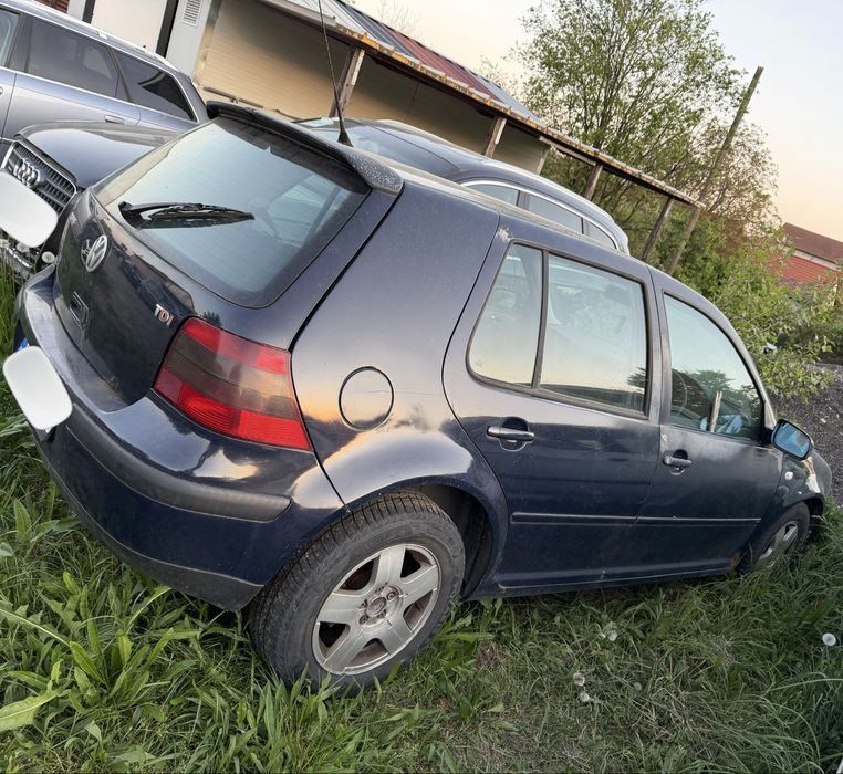 Golf 4 1.9 ASZ, AN 2002 Pentru PIESE