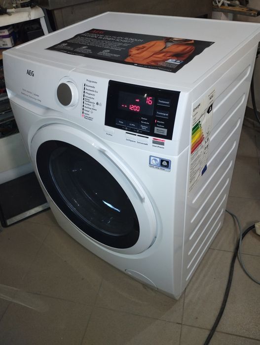 Комбинирана пералня с Сушилня AEG Serie7000