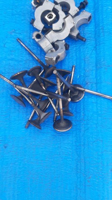 Головка 2UZ-FE Tayota 4.7