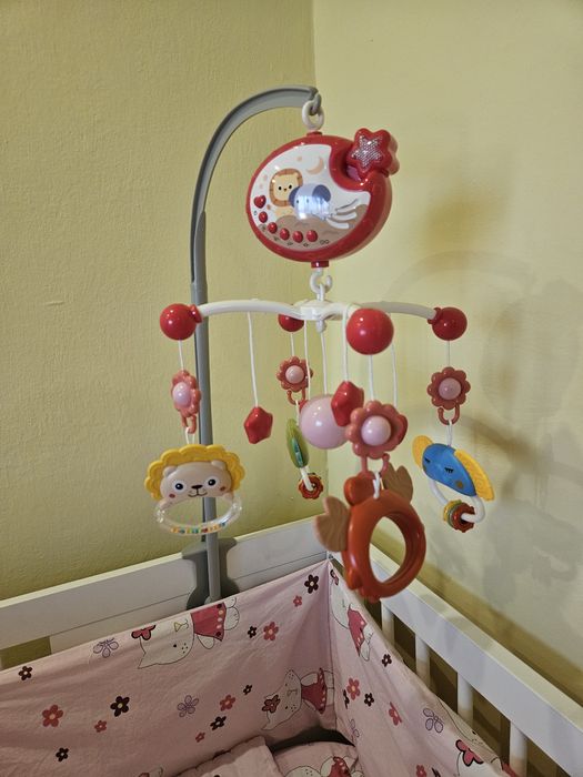 Vand carusel electric de patut bebe