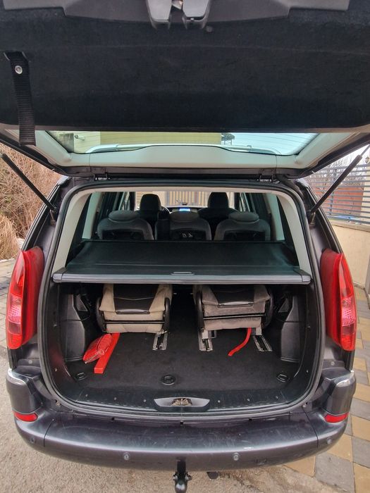 Vând  Peugeot 807/ 2.0 HDI/ 7 locuri/ 2013/ euro5