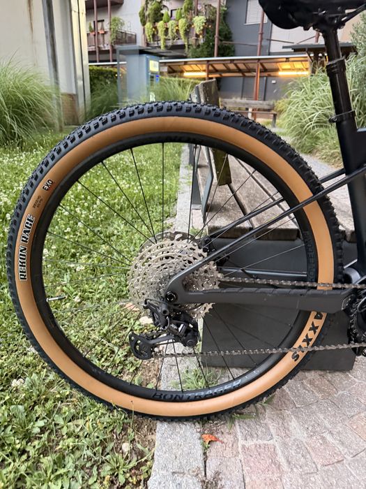 Е-Bike Emtb Изцяло карбонов Електрически планински Велосипед Trek E-Caliber 9.8 29”