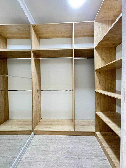 Срочно Сдаётся 2/5/9 кв в аренду! Метро Космонавтов