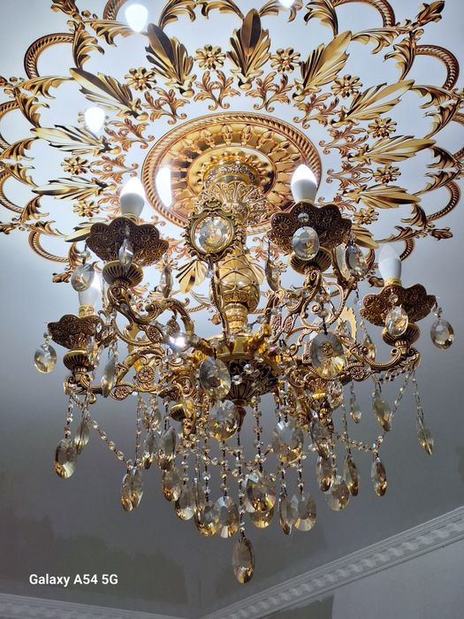 Люстра 6 лампалы