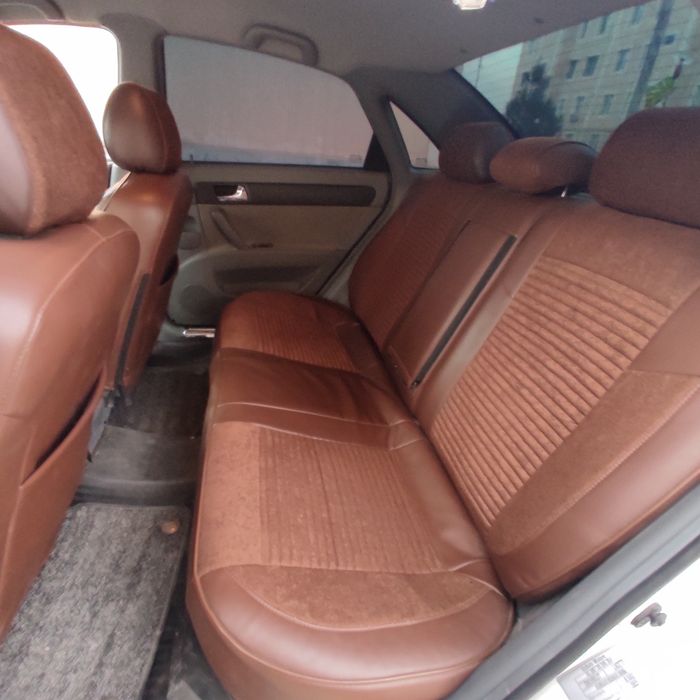 2022 - yil  21000 km  Xalol xolati idyal  tuning qilingan