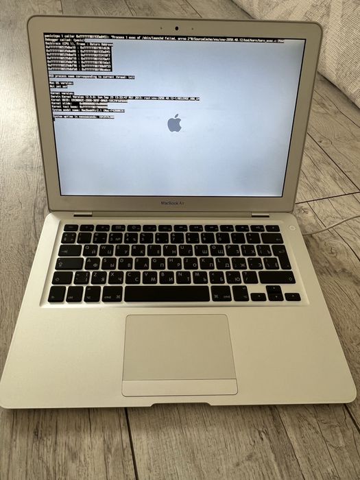 модель Apple MacBook Air 13"