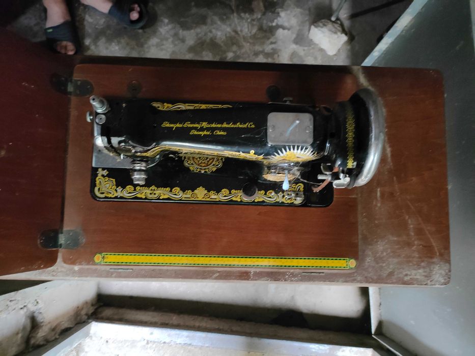 Крачна Шевна машина