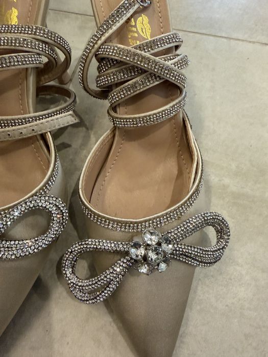 Дамски ефектни сандали в бежово и синьо