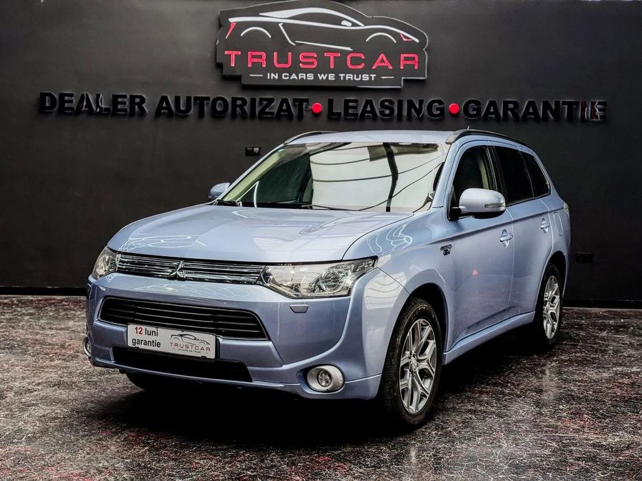 Mitsubishi Outlander Mitsubishi Outlander | 4x4 | Automat | 2014 | Navi | Garantie