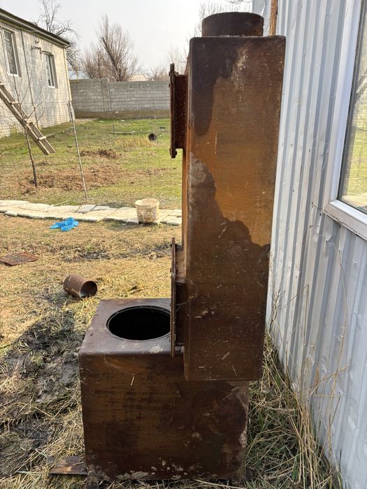 Пеш қолдан арнайы істетілген