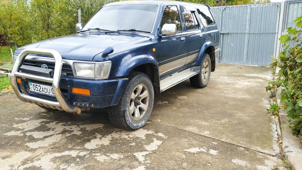 Toyota Hilux Surf 130