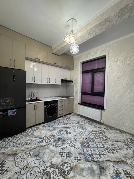 Buxara siti tomonda 2 xonalik uy sotiladi