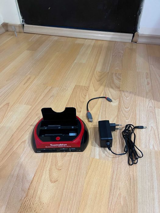 Multifunction HDD Docking / Докинг станция за хард диск / памет карта