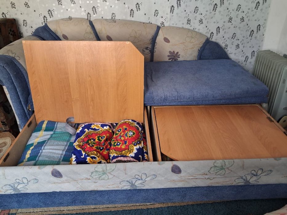 Продам диван раскладной состояние хорошее