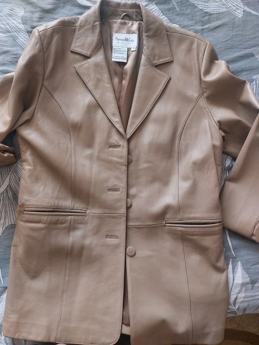 Продам женский коженный пиджак