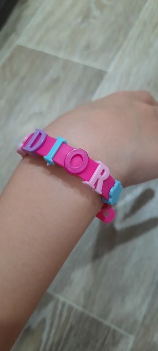 Браслеты  на руку