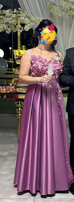 Rochie elegantă cu flori 3D