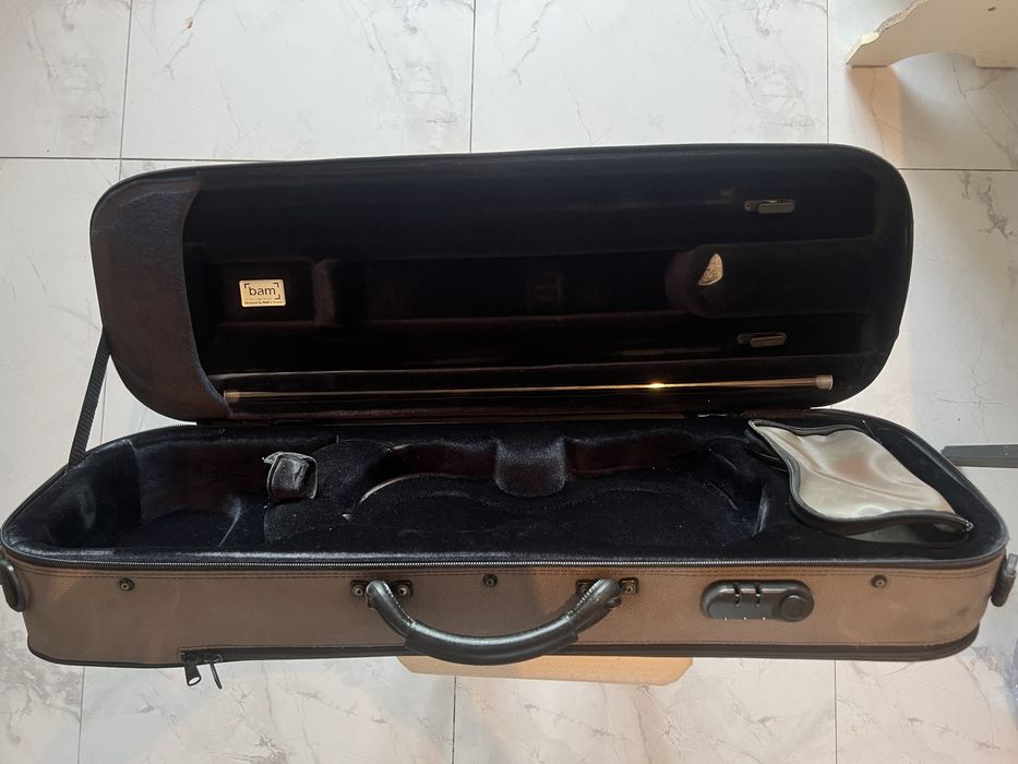 Футляр для скрипки 4/4 срочно