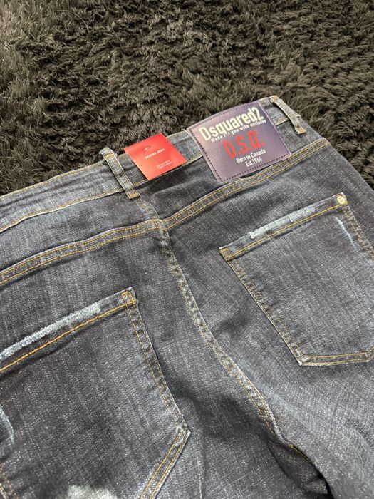 Blugi dsquared2 noi marimea 52
