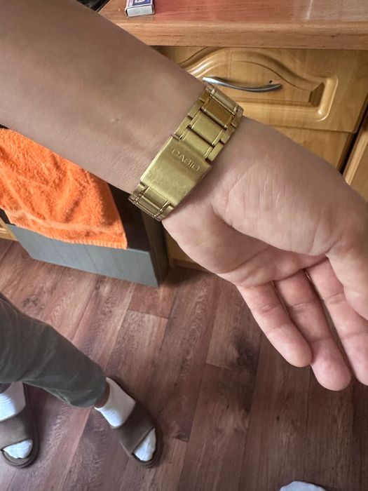 Продам часы оригинал Casio