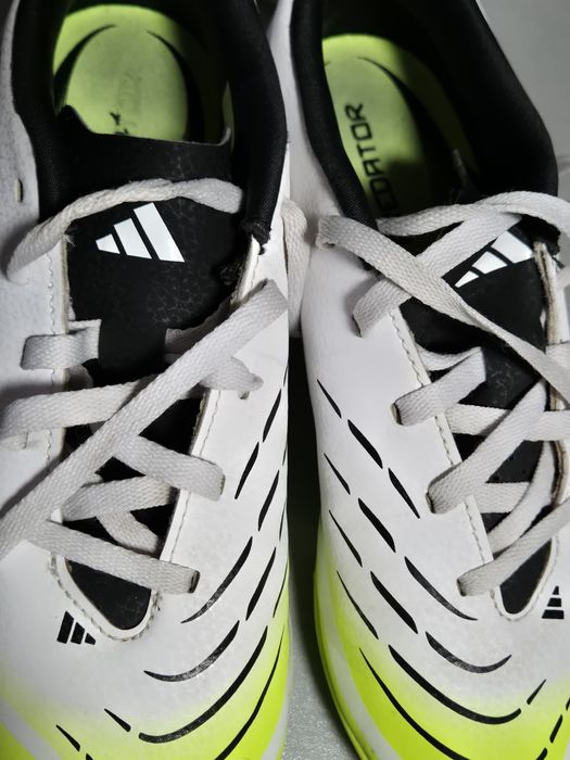 Маратонки за футбол (стоножки) Adidas 38