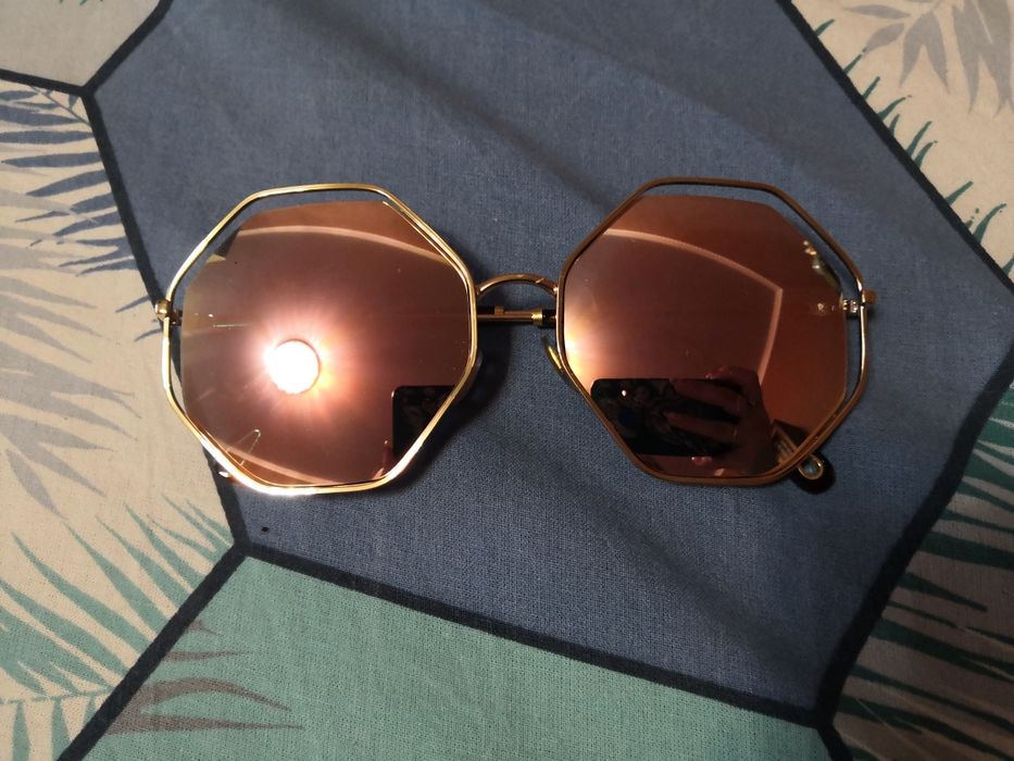 Продам солнцезащитные очки