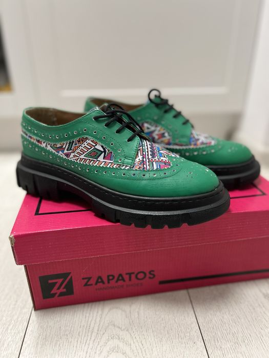 Papuci casual din piele naturala