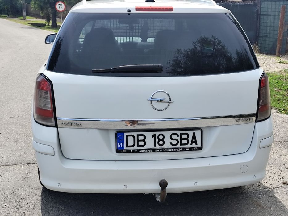 OPEL Astra 2011 — imagine 2