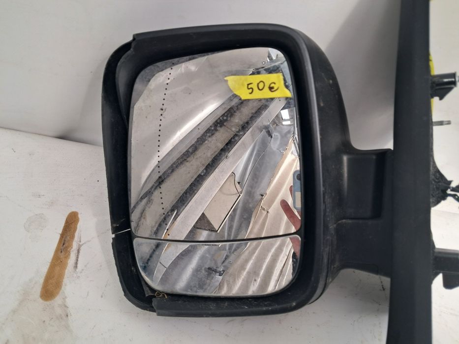 Огледало ляво Opel Vivaro B