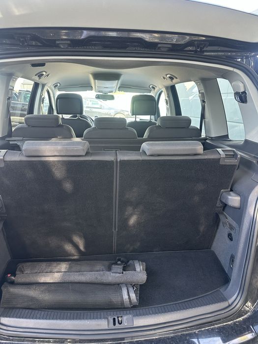 VOLKSWAGEN Touran 2013 — imagine 4